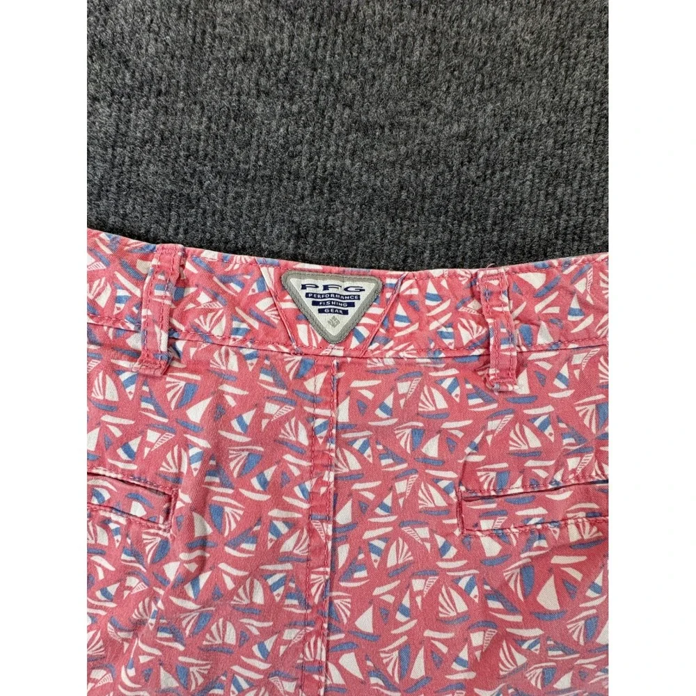 Columbia PFG Super Bonehead Pink Sailboat Print Short Womens 10 Nautical Coastal